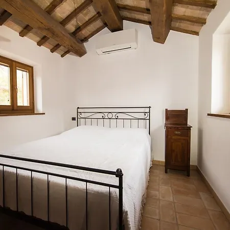 Casetta In Pietra Acqualagna